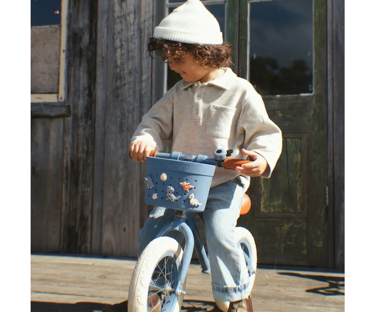 Patinete Banwood Eco + Cesta Pin & Ride Clay y Pines Dinosaurios