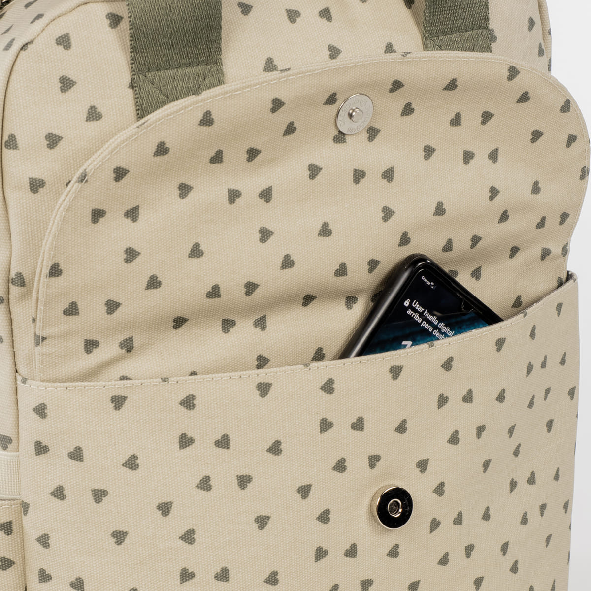 Mochila Corazones Poppy Musgo