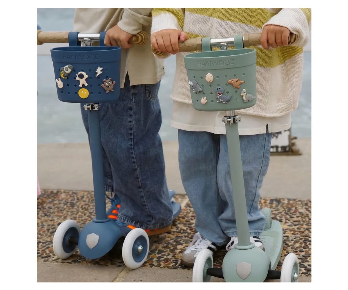 Patinete Banwood Eco + Cesta Pin & Ride Deep Sea y Pines Espacio