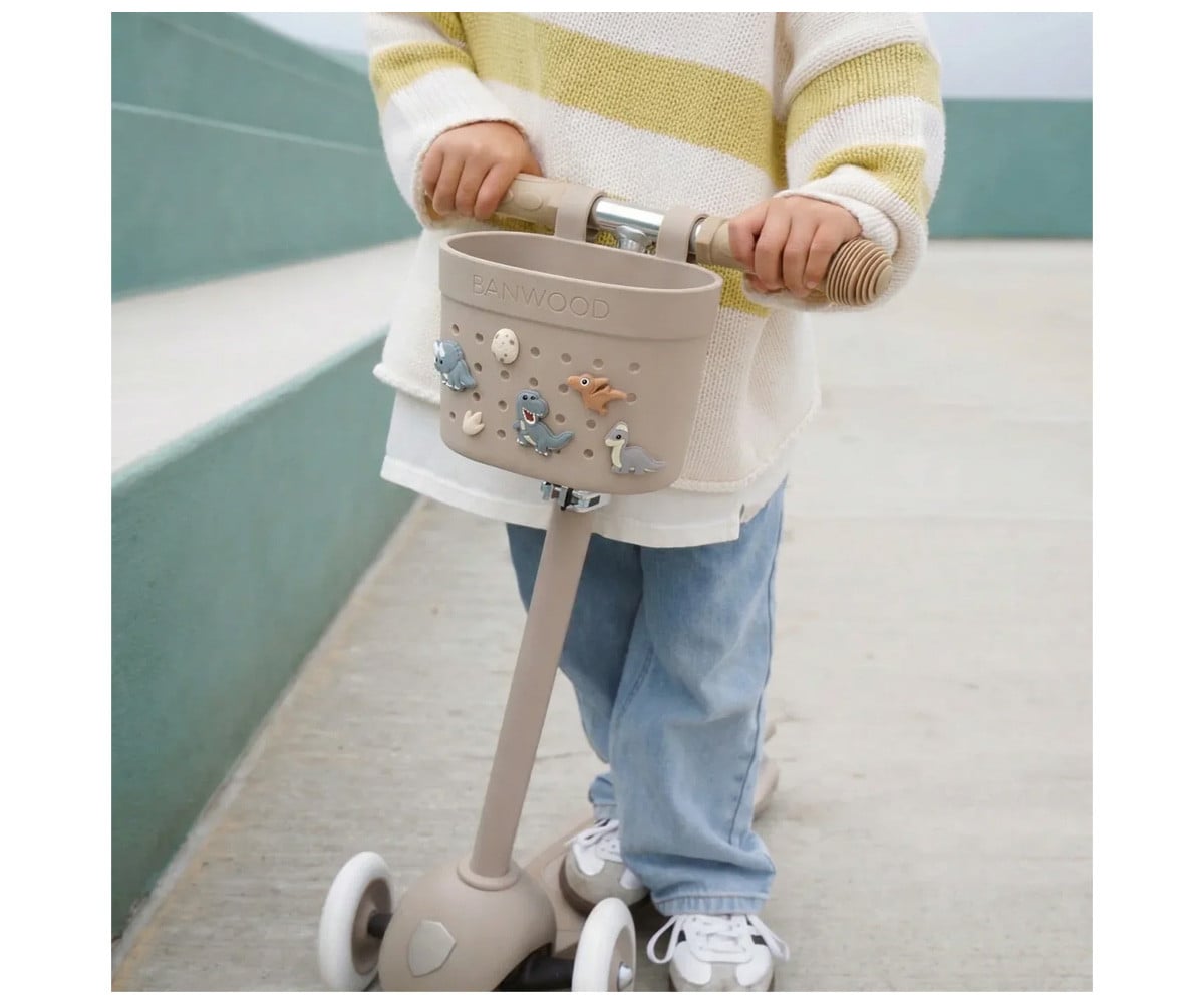 Patinete Banwood Eco + Cesta Pin & Ride Sand y Pines Dinosaurios