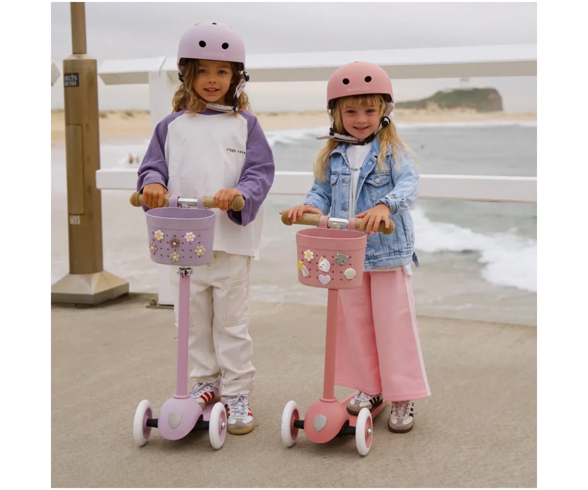 Patinete Banwood Eco + Cesta Pin & Ride Raspberry y Pines Magia