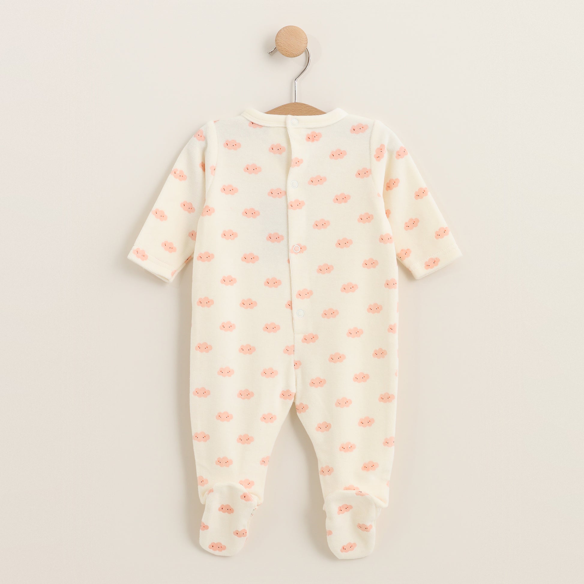 Pijama Nuvole estampado nubes rosa